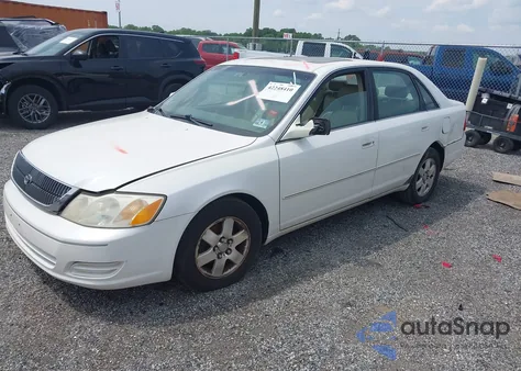 2000 Toyota Avalon Xl z USA, uszkodzony, nr VIN 4T1BF28B7YU016818